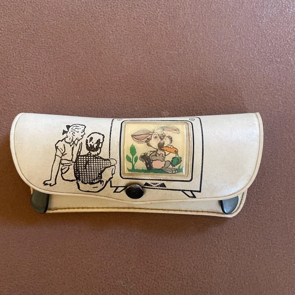 Vintage 50s 60s Childs Glasses Case bunny Carrot TV MCM Kids Holographic Reading